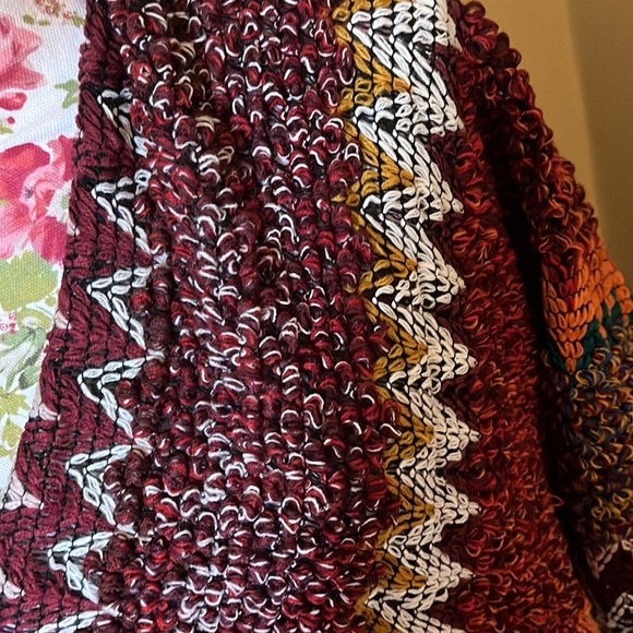 Colorful Crochet Patterned Ruana in Maroon - Picture 9 of 15